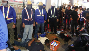 В восемь нигерийцев арестованы в драматической операции по борьбе с наркотиками в Бангкоке Нана