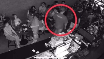 Внука мэра разыскивают после ревнивого stabbing в пабе Пхукета