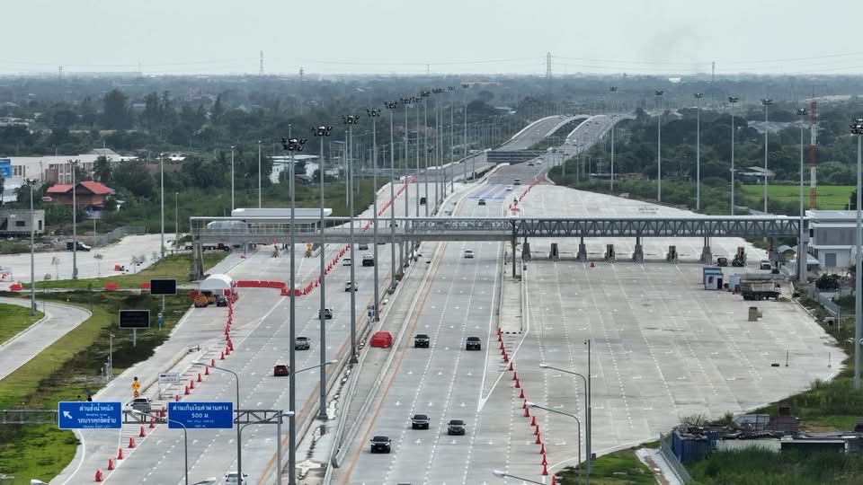 Департамент шоссейных дорог открывает пробную службу на автомагистрали M81 Банг-Йай – Канчанабури для праздничных поездок в честь короля Чулалонгкорна