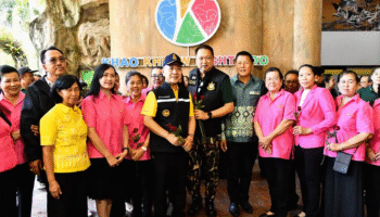 Заместитель премьер-министра Сучарт инспектирует охраняемые территории и хвалит мероприятия по защите дикой природы