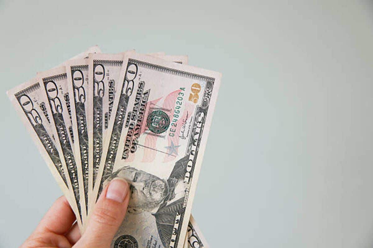 Израильские граждане арестованы на Ко Самуи за мошенничество с поддельной валютой