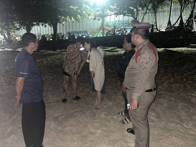 Китайский турист пропал после того, как его унесло в шторме на Пхукете