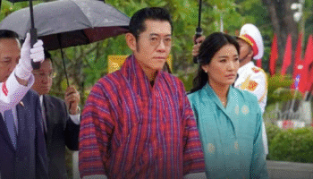 Король Бутана выражает соболезнования в связи с кончиной королевы Сирикит, матери королевы