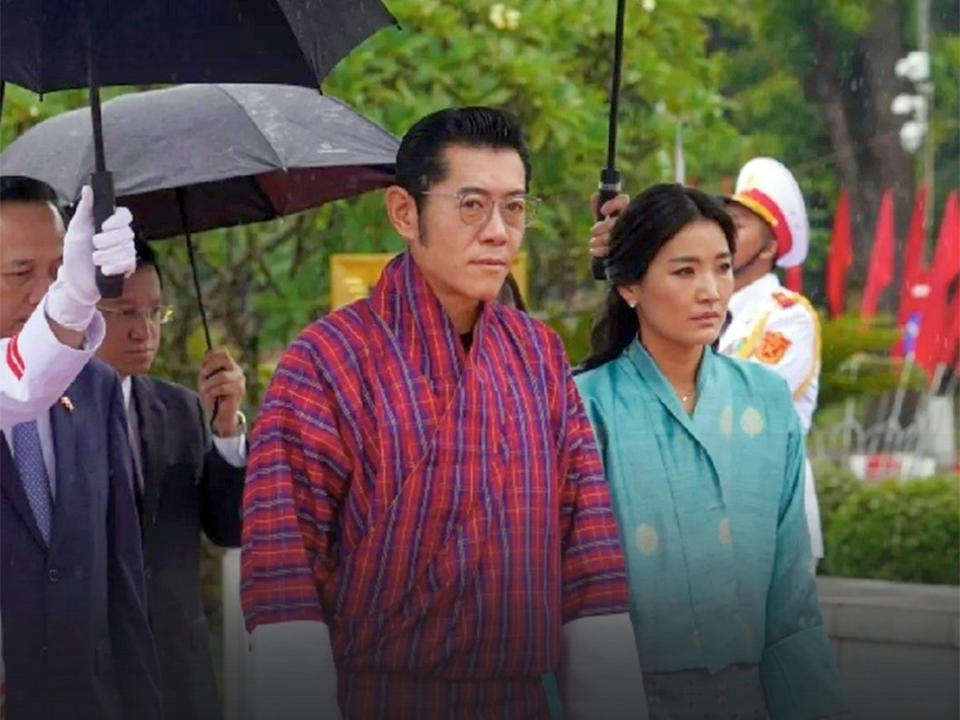 Король Бутана выражает соболезнования в связи с кончиной королевы Сирикит, матери королевы