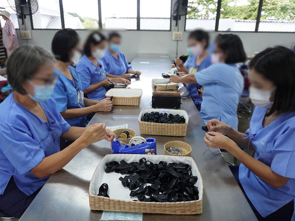 Министерство юстиции запускает全国альные черные траурные ленты в честь королевы-матери