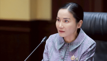 Министр приказывает принять дисциплинарные меры против учителя, который ударил ученика 1 класса металлической линейкой