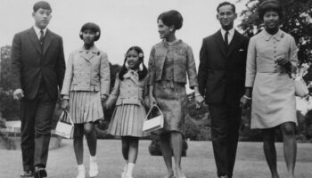 Мосты Бхумибол будут ярко светить в день Наваминтараритирата