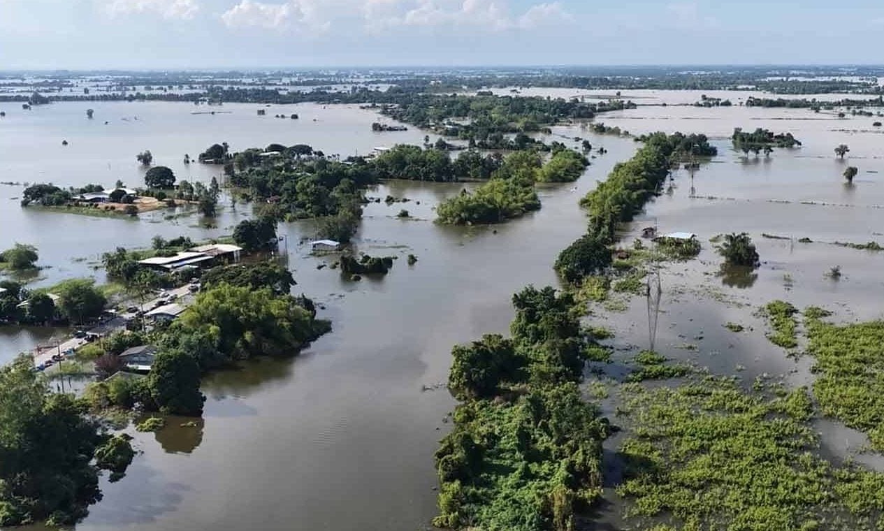 Наводнение затронуло 17 провинций в Таиланде, затронув 340 000 жителей