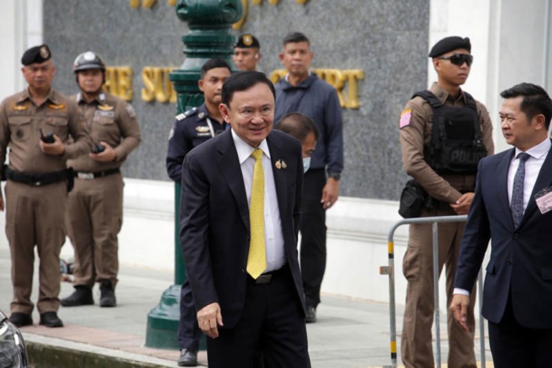 Начальник исправительных учреждений заявил, что Таксин имеет право на вторую королевскую амнистию.