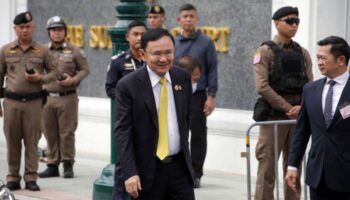 Начальник отдела исправлений заявляет, что Таксин имеет право обратиться за королевским прощением во второй раз