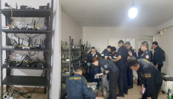 Рейд на кондоминиум в Бангкоке выявил незаконные устройства, связанные с китайским арендатом.