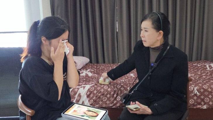 Студент ветеринарии ищет помощь после загадочной смерти матери в Японии