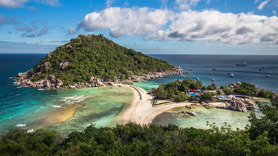 Тайская полиция нацелилась на иностранных «номинантов», владеющих землей на Ко Самуи и Ко Пхангане