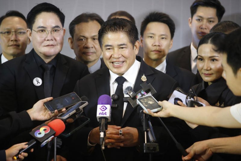 Чоннапат отрицает связь с игорной сетью