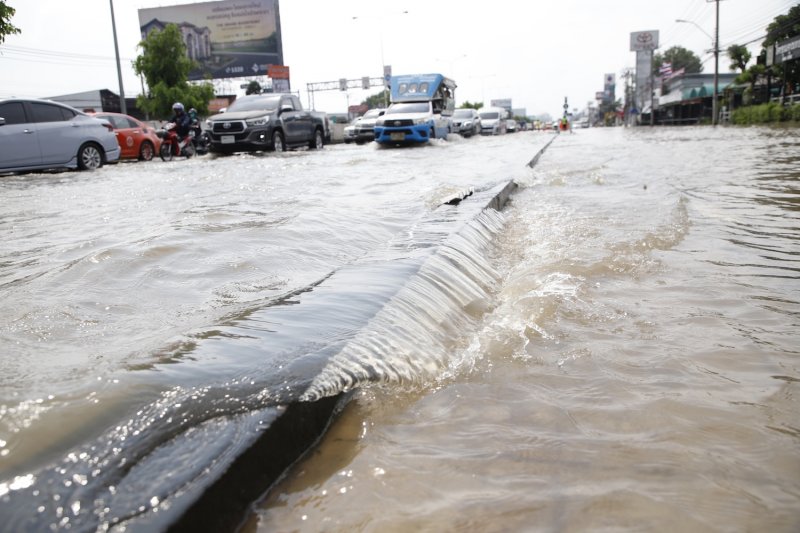 Высокие приливы могут принести большее бедствие от наводнений
