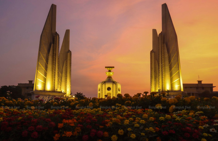 Дебаты по хартии одобрены на 10-11 декабря