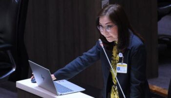 Обвиняемый сенатор Нантана подает петицию в NACC с просьбой расследовать этическую комиссию