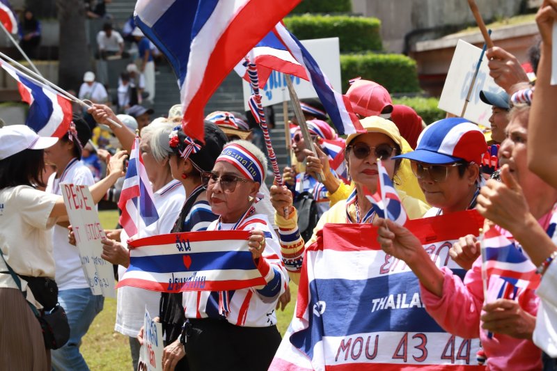 Панель обзора меморандума о взаимопонимании между Таиландом и Камбоджей запрашивает больше времени