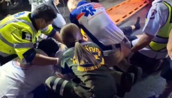 Пенсионерка погибла после того, как мотоцикл сбил её на пешеходном переходе в Бангкоке