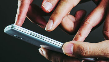 Правительство предупреждает о поддельных аккаунтах Амло