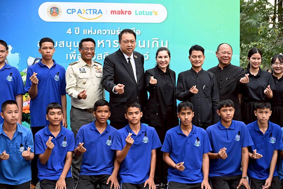 Таиланд расширяет программу «Еда для диких животных», чтобы превратить излишки еды в корм для животных