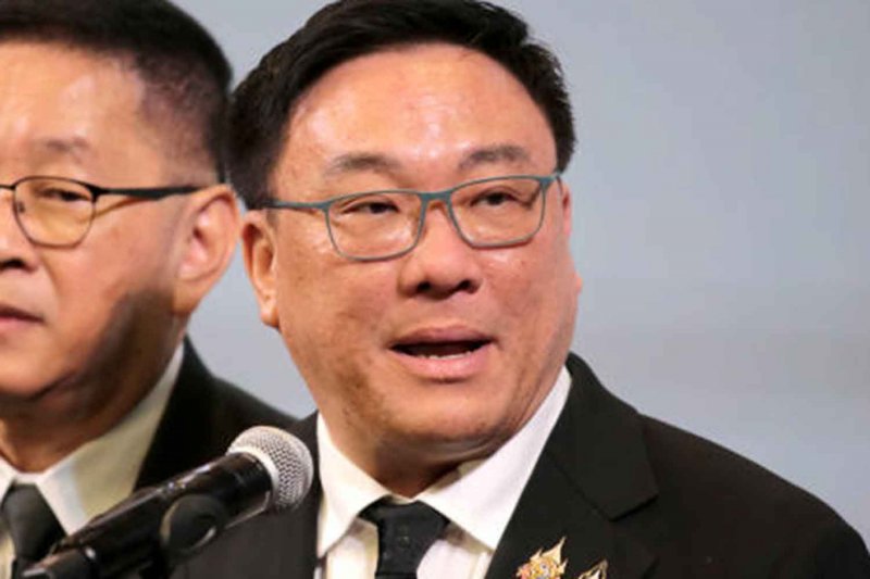 Pheu Thai представляет новую кампанию