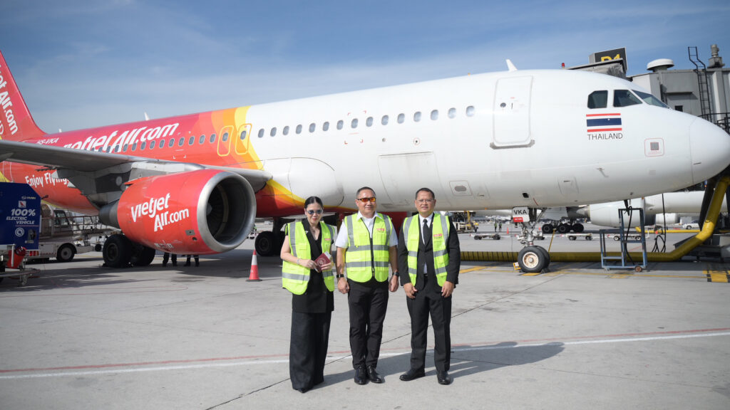 TAT восхваляет VietJet Thailand за продвижение устойчивого туризма с помощью рейса Green Route на Фукуок
