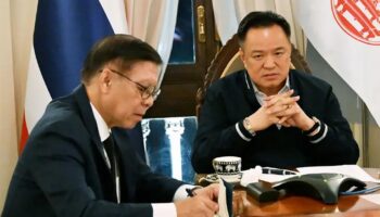 Анутин отвергает призыв Трампа к прекращению огня, заявляет, что Таиланд будет продолжать военные действия, пока угрозы не исчезнут.