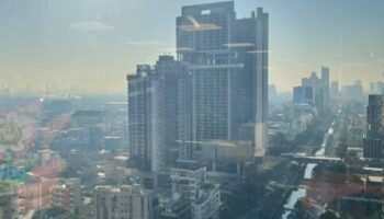 Большая часть Таиланда все еще под толстым смогом