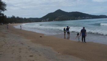 Бывший заместитель губернатора Пхукета обвиняется в коррупции с земельными титулами