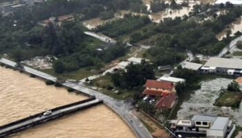 Выдано предупреждение о погоде для семи южных провинций в связи с сильным дождем и муссонными ветрами