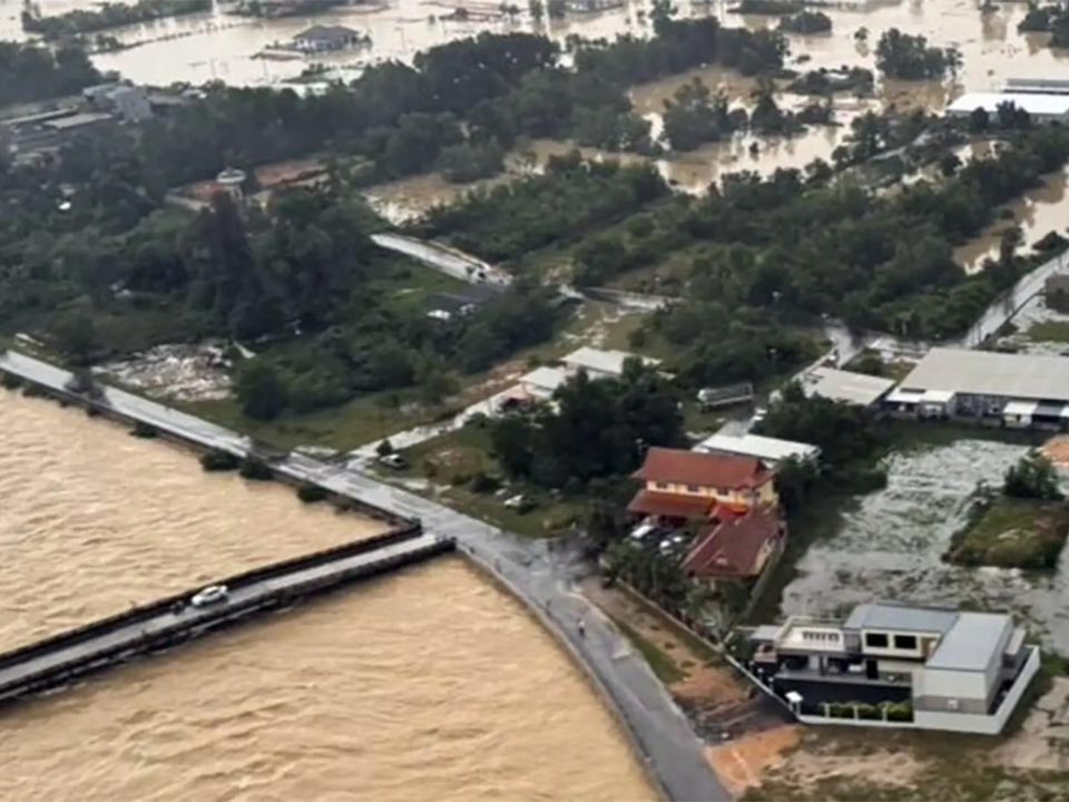 Выдано предупреждение о погоде для семи южных провинций в связи с сильным дождем и муссонными ветрами