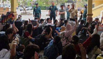 Камбоджа отложила освобождение застрявших тайцев в Поипете на неопределенный срок