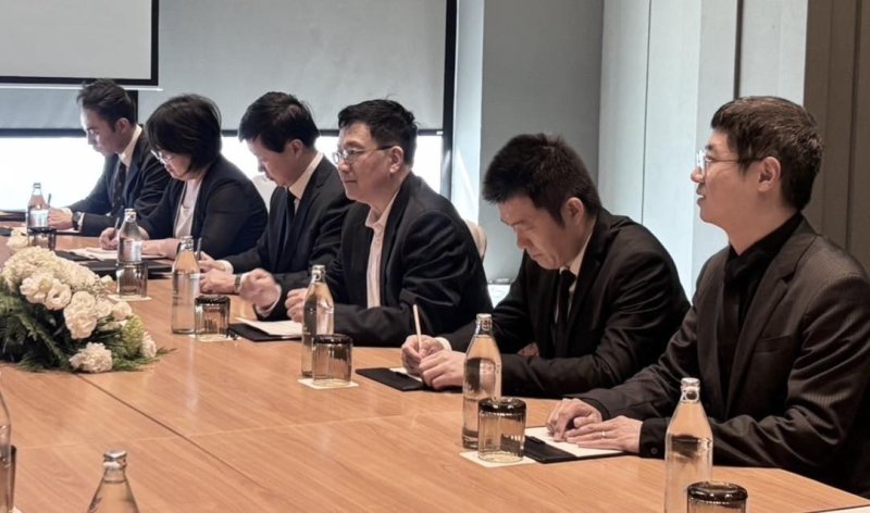 Китай призывает Таиланд и Камбоджу как можно скорее возобновить прекращение огня.