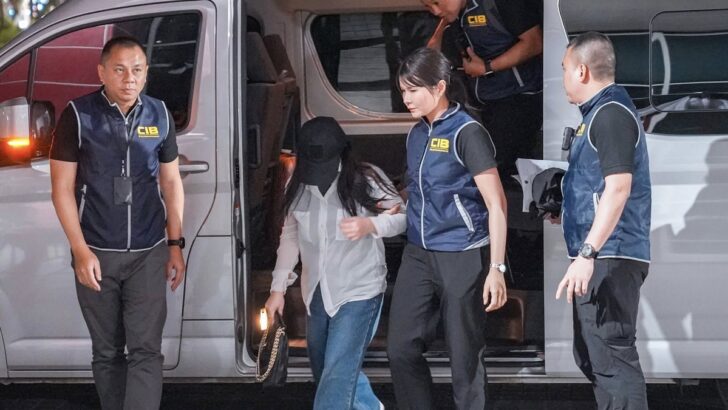 Мать, обвиняемая в принуждении ребенка к секс-рабству, возвращена в Таиланд