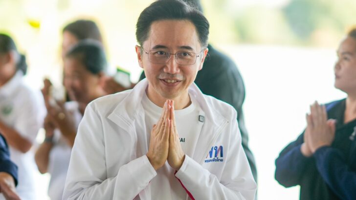 Непостредник Таксина попадает в центр внимания, пока партия Пью Тай нацеливается на выборы 2026 года