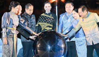 Ночной наследственный туризм освещает Аюттхайю с инициативой «Ayutthaya Nawa»