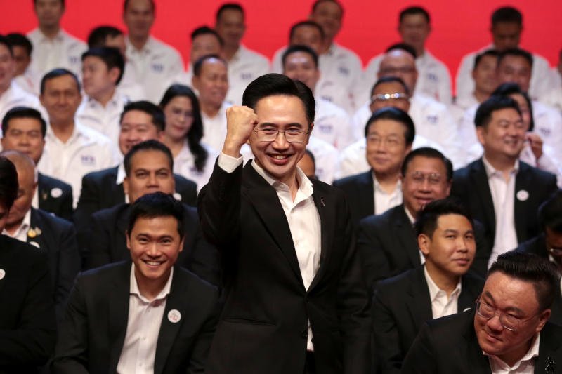 Партия «Пью Тай» выдвинула 500 кандидатов на выборы