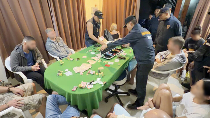 Полиция провела рейд на нелегальную покерную игру на Кох Пхангане, арестовав 10 иностранцев