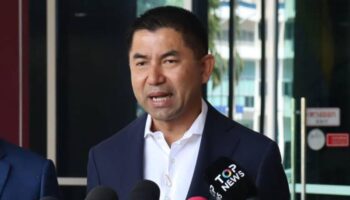 Полиция собирает доказательства в деле о взяточничестве