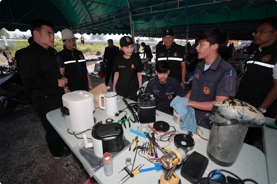 Профессиональные студенты мобилизованы, поскольку министерство запускает 50 центров по ремонту для ускорения послеводного восстановления в Сонгкле.