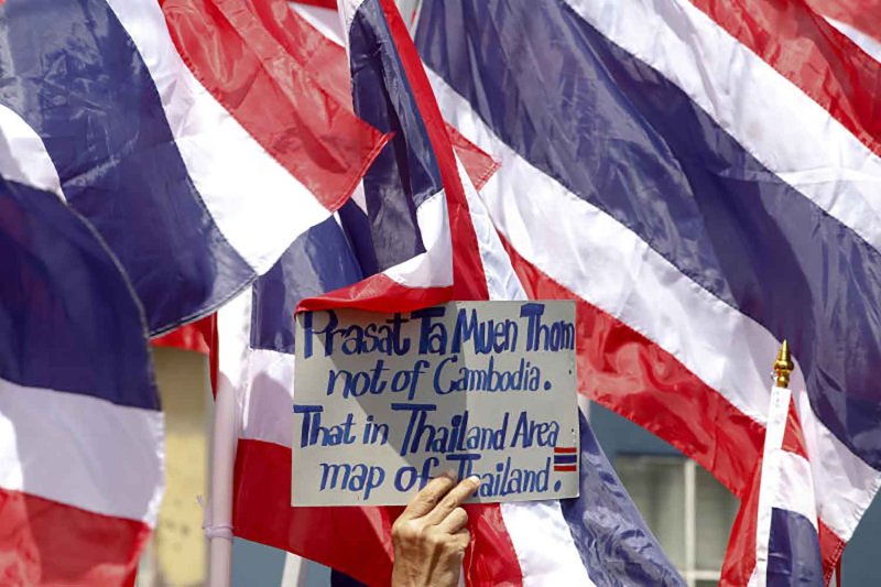 Столкновения приводят к новым низким уровням связей