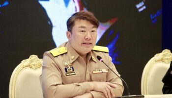 Таиланд начинает распределение помощи на наводнение в размере 9,000 бат, поскольку усилия по восстановлению в Хатъяе ускоряются