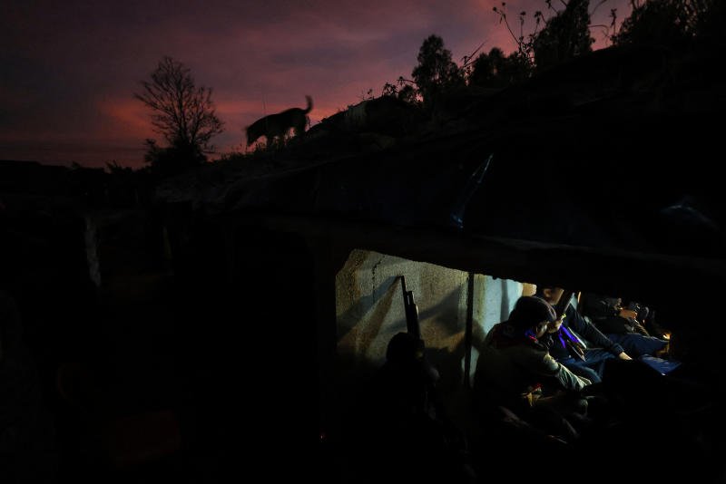 Трамп говорит, чтобы позвонить и остановить тайско-камбоджийские бои