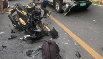 Турист убит, когда мотоцикл выехал на встречную полосу и столкнулся с автомобилем на Пхукете