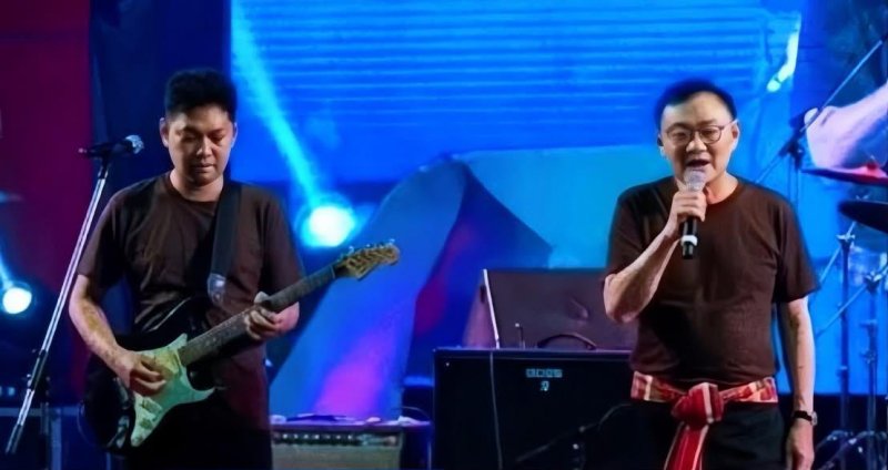 Тюрьма заявляет, что вирусное фото Таксина–Сека 'фальшивое'