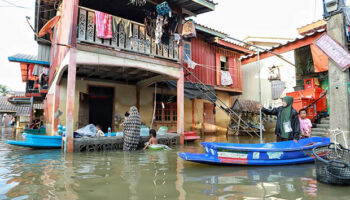 Яла дам снова начинает сбрасывать воду в реку Паттани