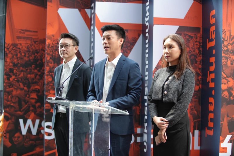 PP босс 'извините' за медленное изменение чартеров