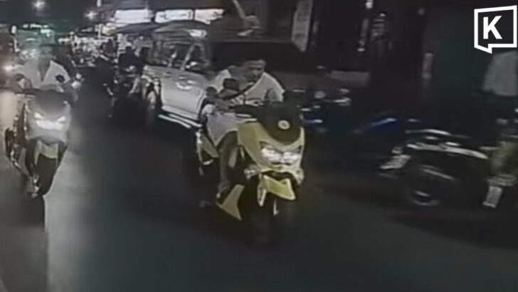 Вирусное видео показывает опасный мотоциклетный трюк туристов в Пхукете