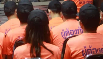 Головы катятся после освобождения китайского заключенного